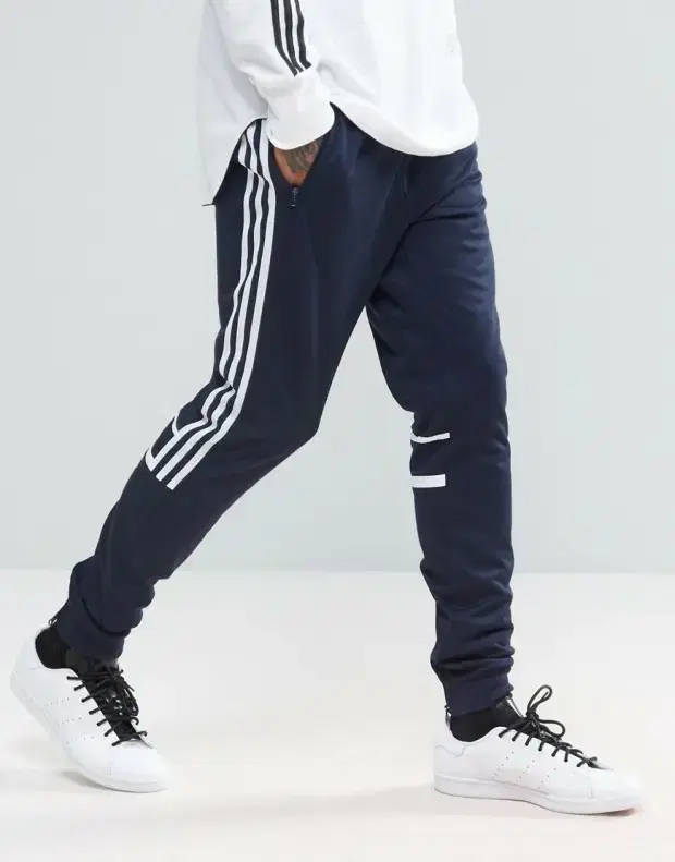 [L] Adidas Europe Jogger Pants