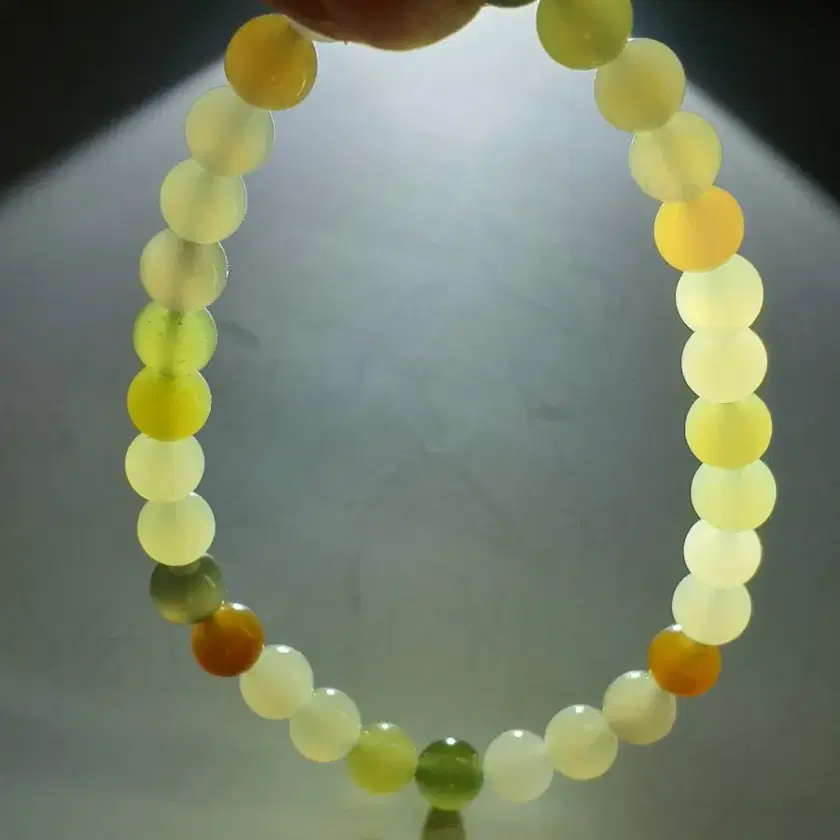 Natural fire-gilded jade bracelet #화전옥,#팔찌,#옥,#원석,#비취 on Bunjang Global ...