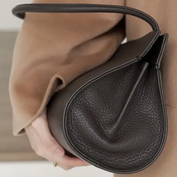 (어트) 가방 autt-oval bag 숄더백