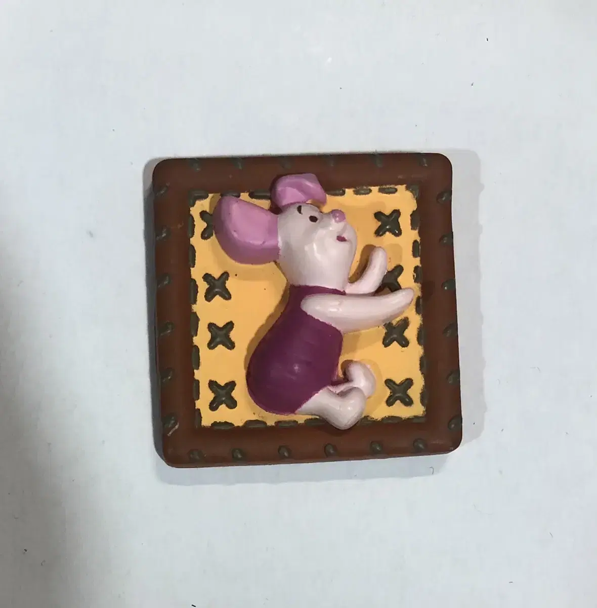 Winnie the Pooh Piglet Terracotta Magnet