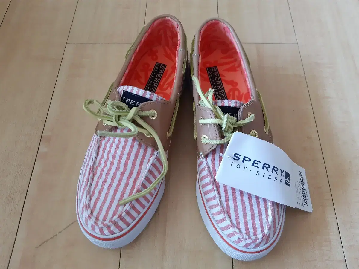 [여성220] 새제품 스페리 sperry 씨어써커 보트슈즈