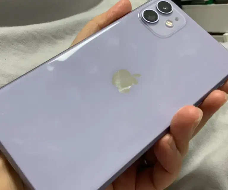 iPhone 11 64GB Purple