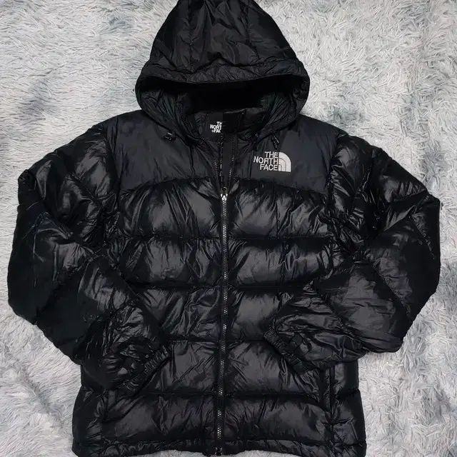 90 The North Face Hooded Goose Down Puffer Black with Detachable Hat