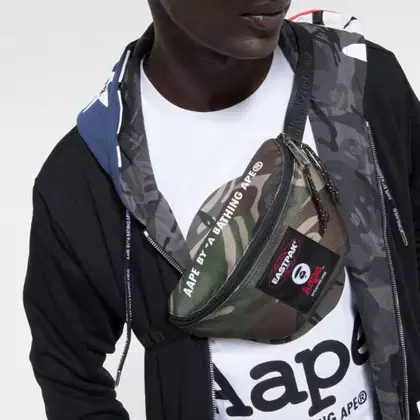 이스트팩 x Bape 2nd (AAPE) 콜라보 힙쌕