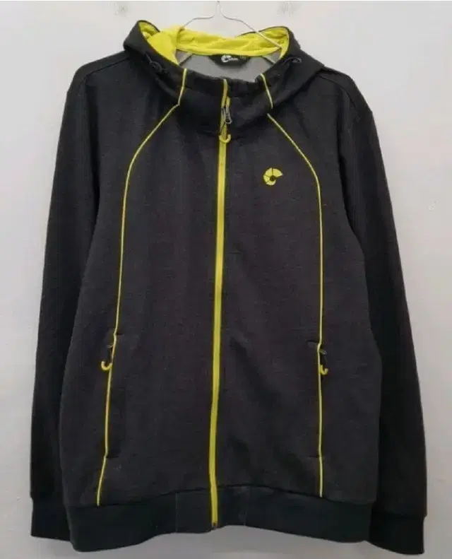 Nepa Hooded Zip-up Jacket