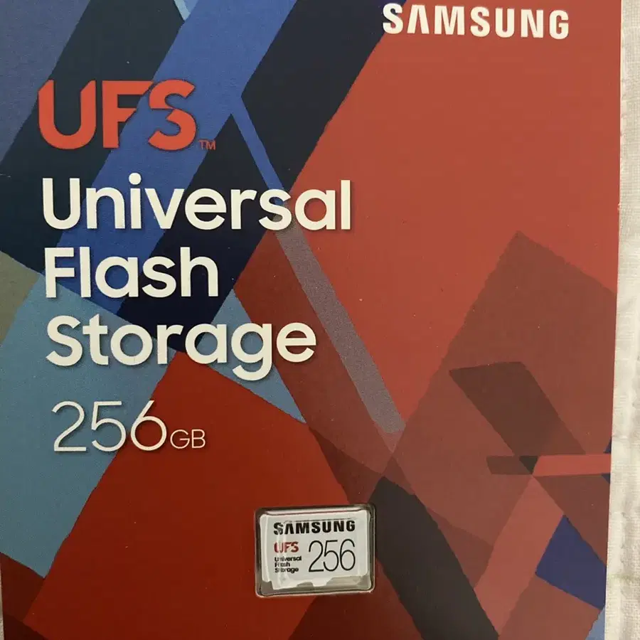 ufs 256gb