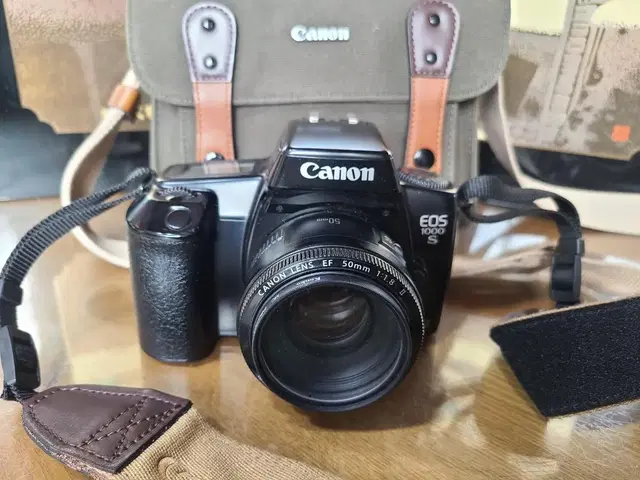 Canon(캐논)EOS 1000S 자동필름카메라