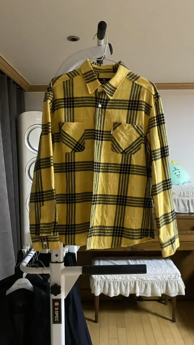 Unisex checked shirt (2 colors)