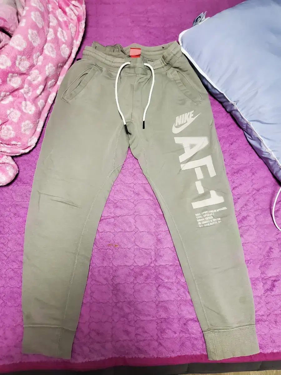 Nike AF-1 Jogger Pants L