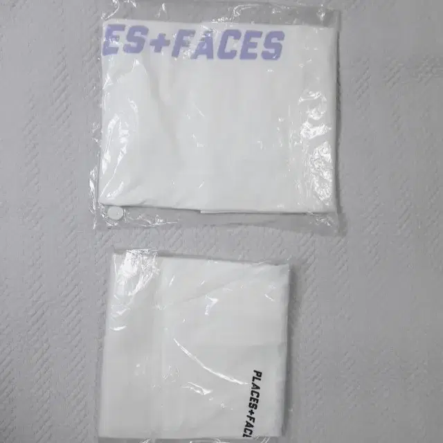 places+faces 플플페 티셔츠 2장 팝니다