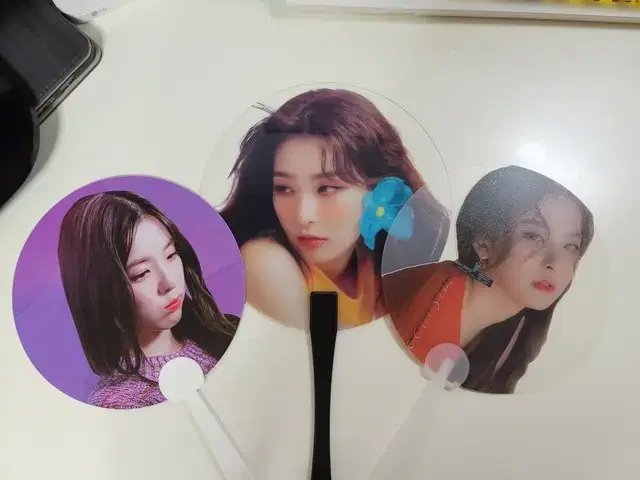 레드벨벳 슬기 아이린 부채