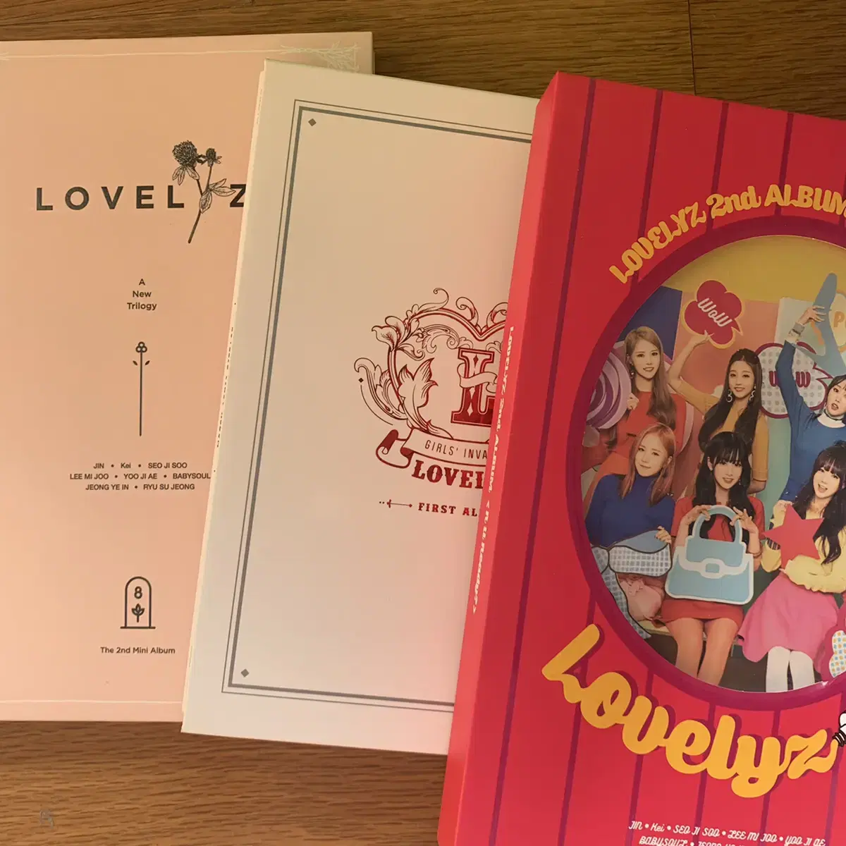 Lovelyz wow, now we have album wts