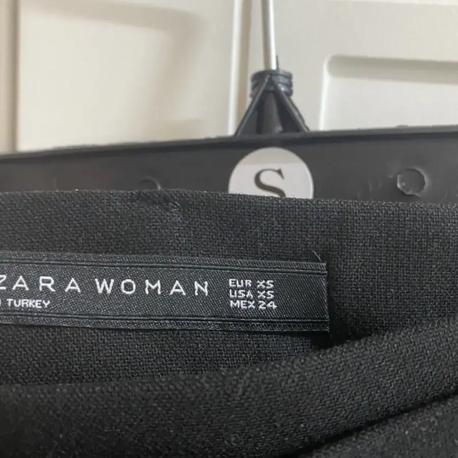 자라 zara 스커트