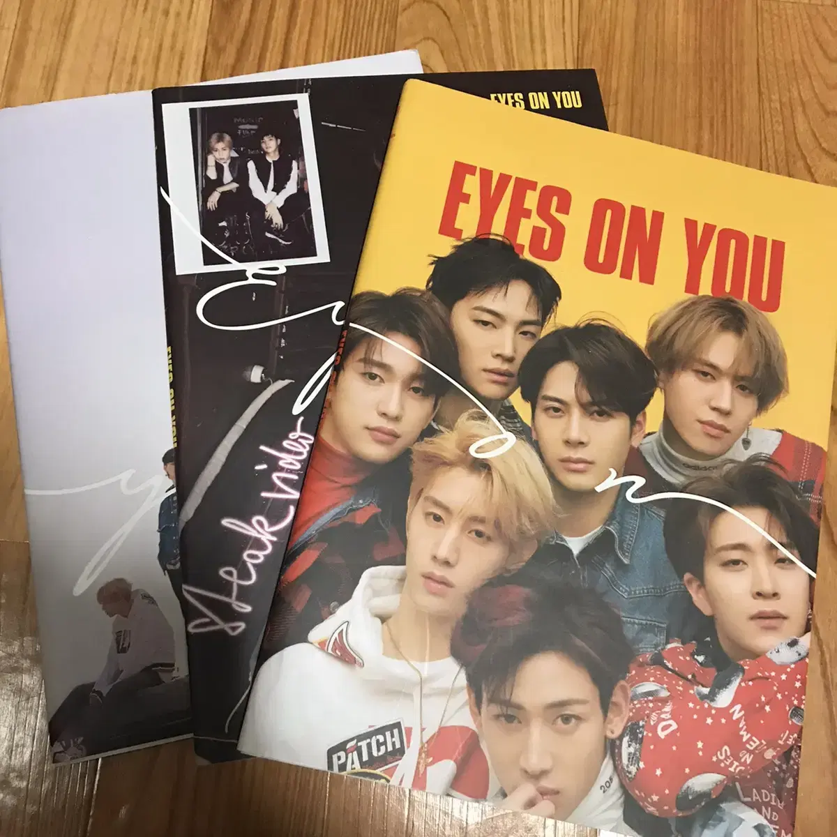 갓세븐 eyes on you(앨범2개+포스터5장 일괄)