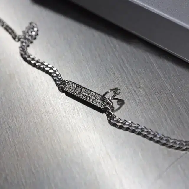 Dior pierced silver bracelet 디올 정품 박스포함