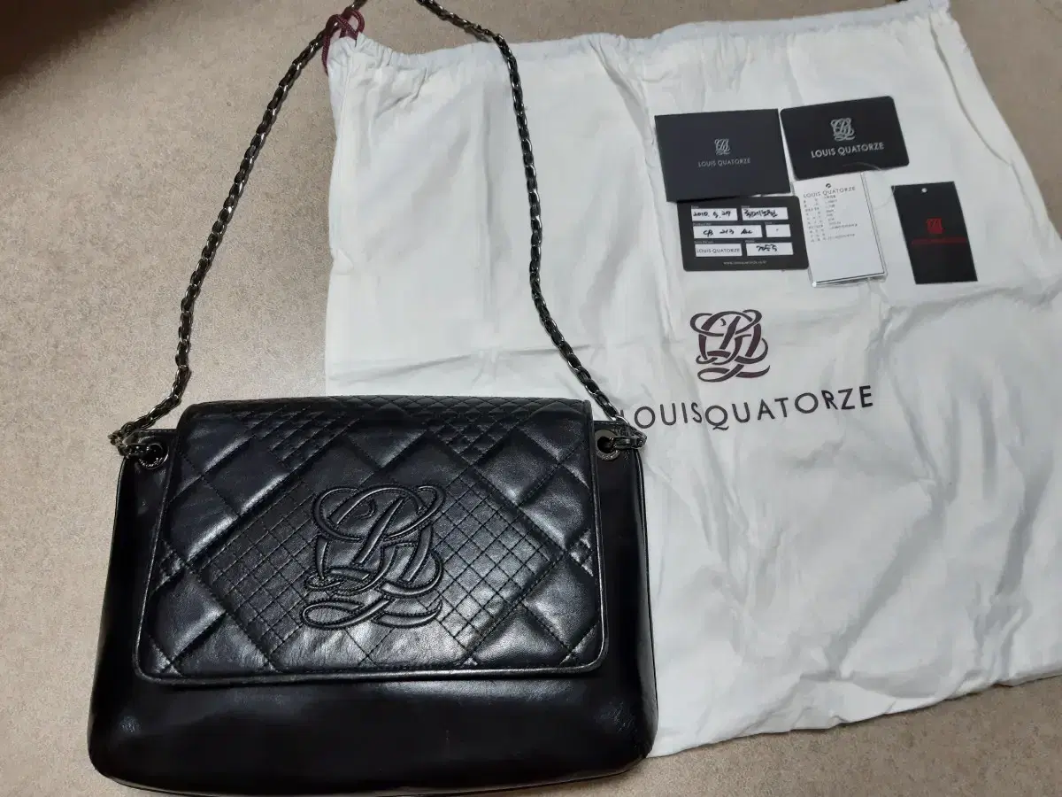 Louis Quatorze bag