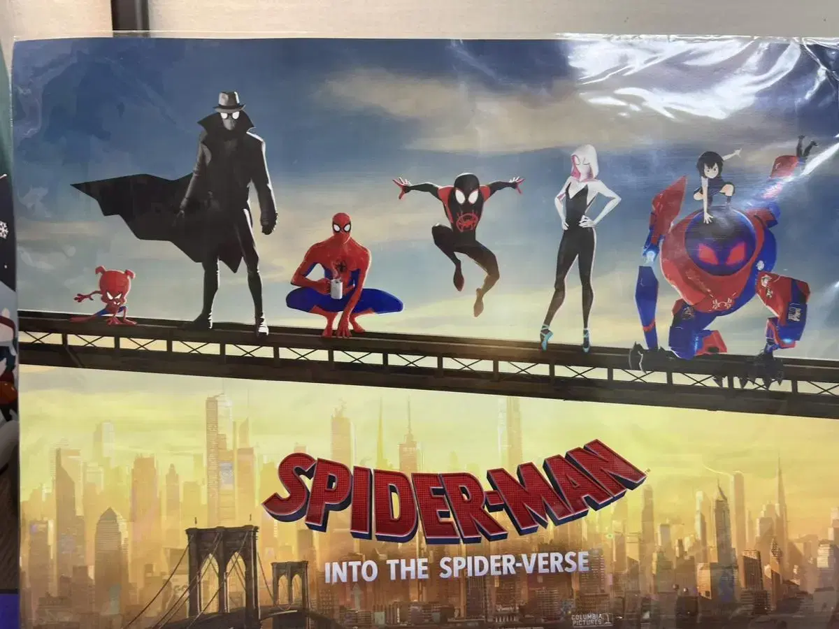 Spider-Man new Universe Only poster sell Across the Universe in theaters!