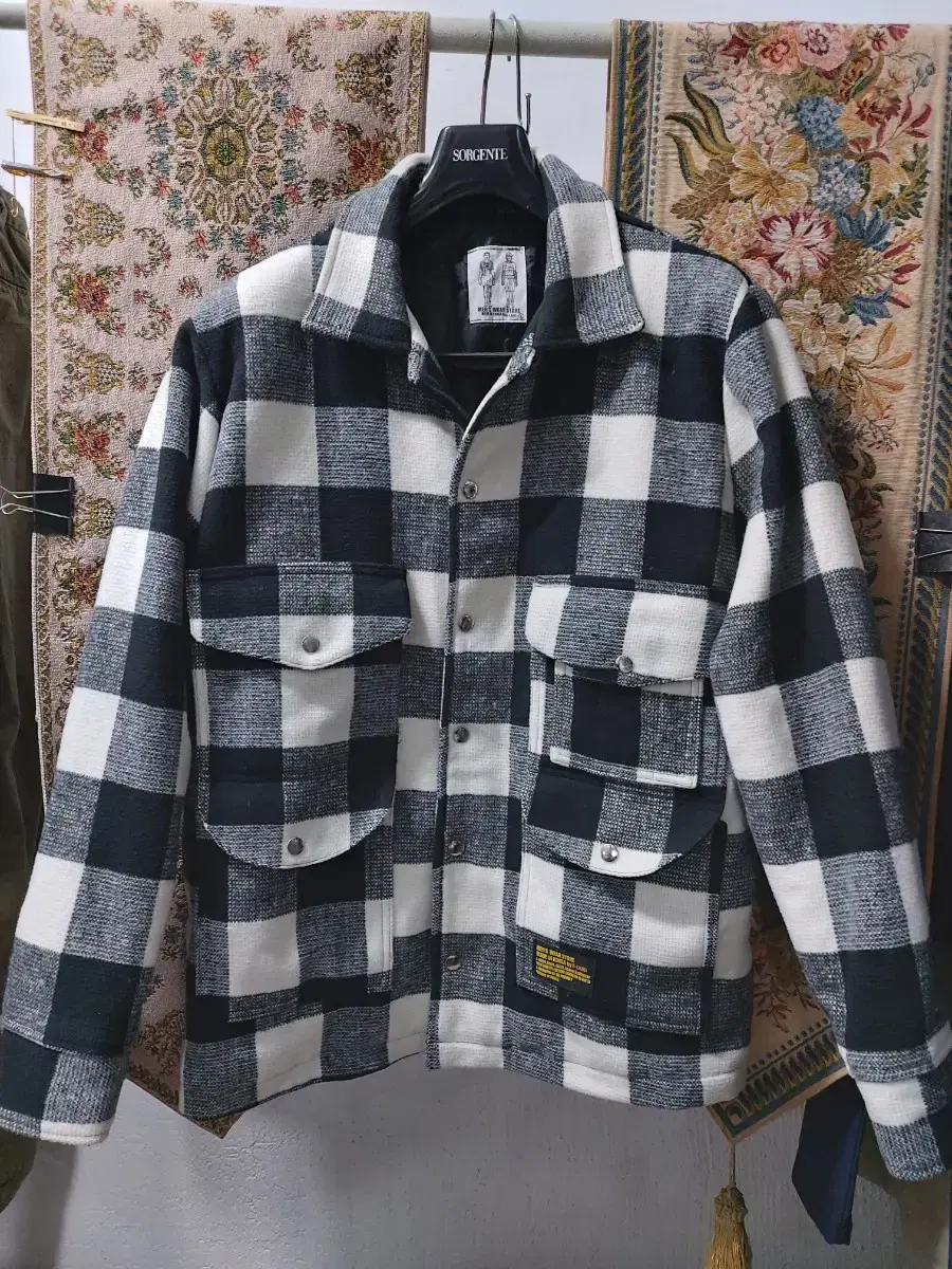 L men's wear store Utility Unique Check Jacket