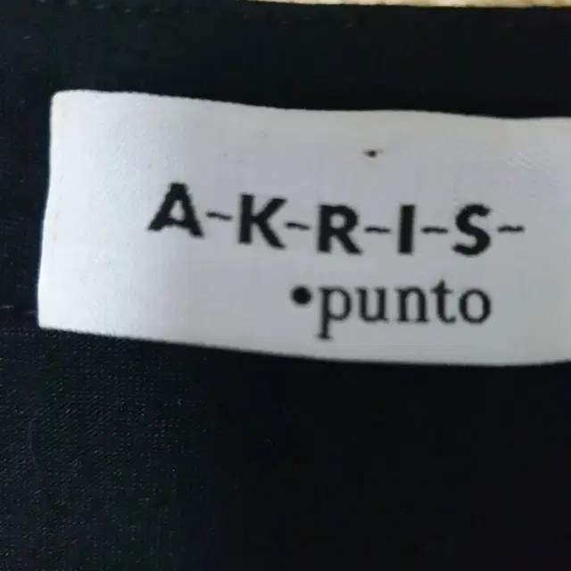 AKRIS PUNTO 정품/새상품