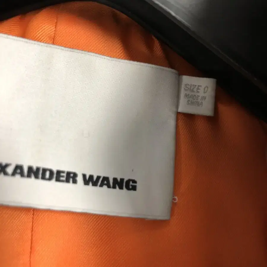 정품 알렉산더왕 alexanderwang 패딩 봄버 점퍼