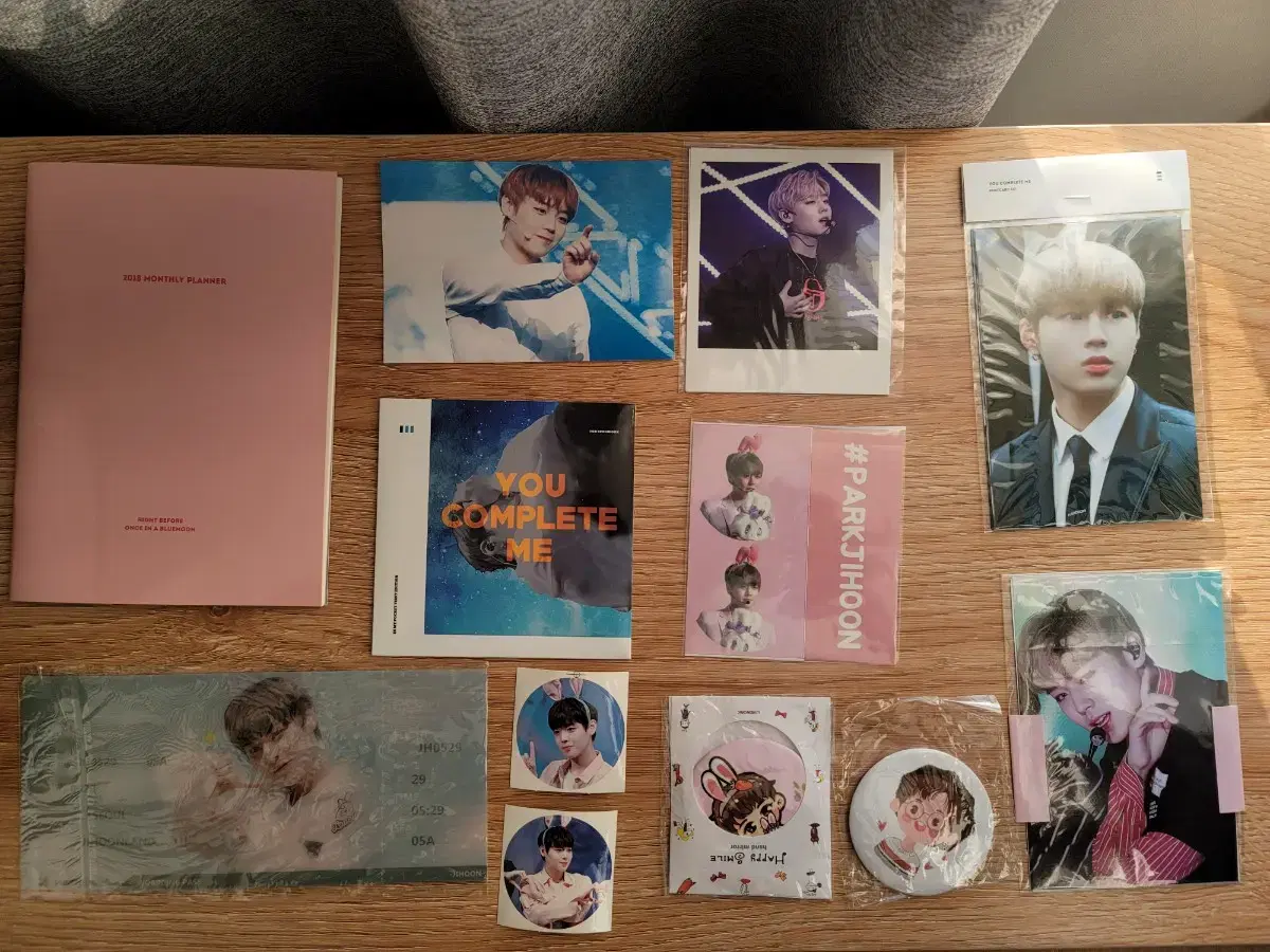 [discount] park jihoon photocard merchandise postcard sticker debt slogan hand warmers sold all together