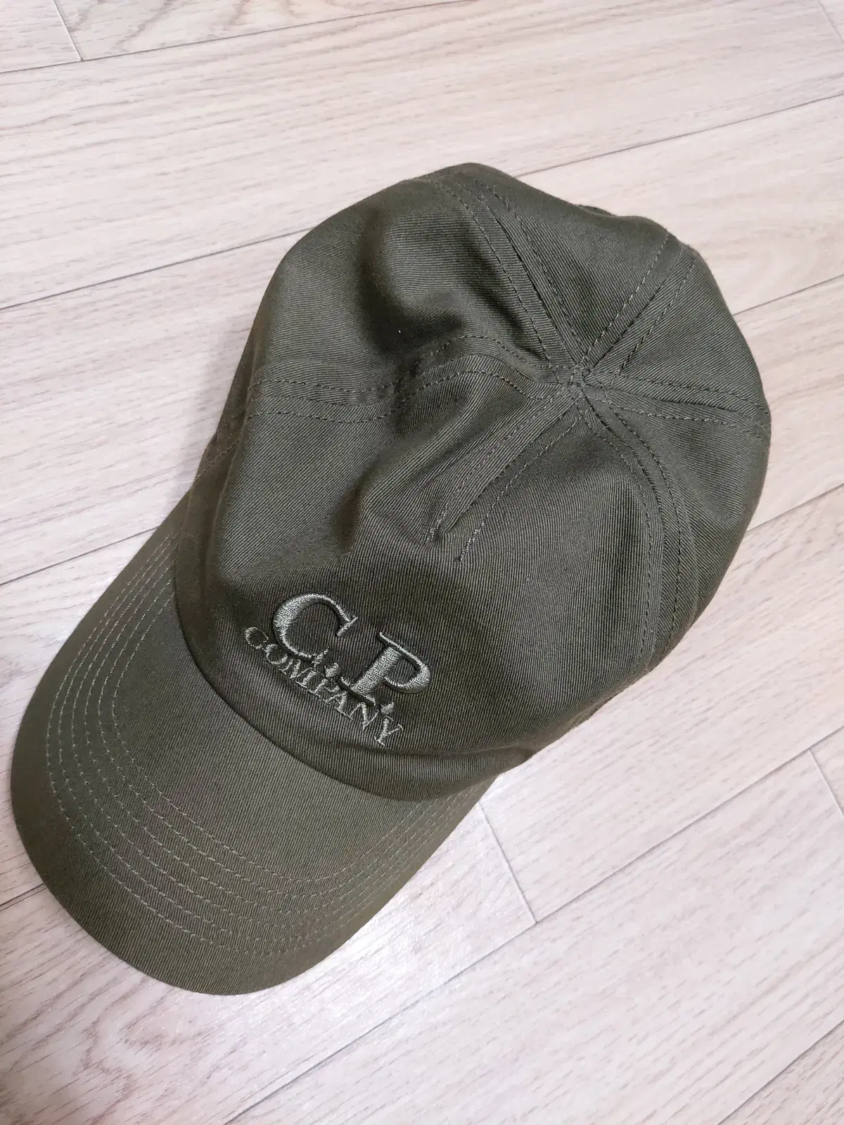 C.P COMPANY 모자 정품