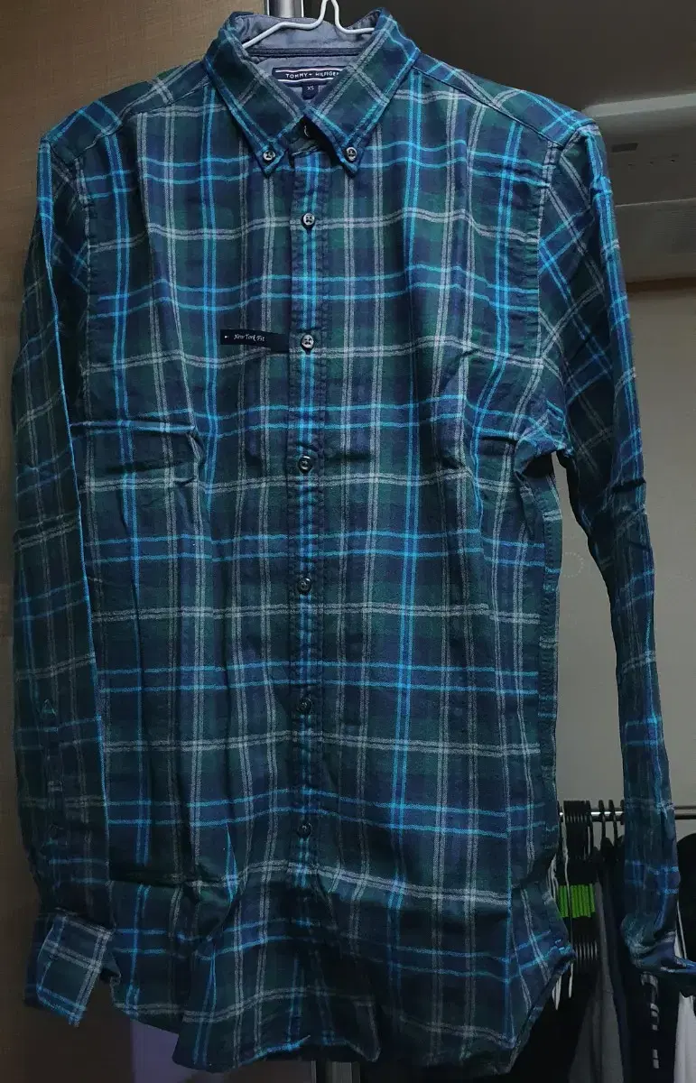 [Tommy Hilfiger] Tommy Hilfiger Wool Check Shirt S (New)