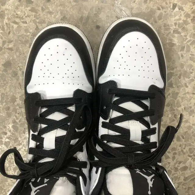 조던1 미드 화이트쉐도우 230/ Jordan 1 Mid