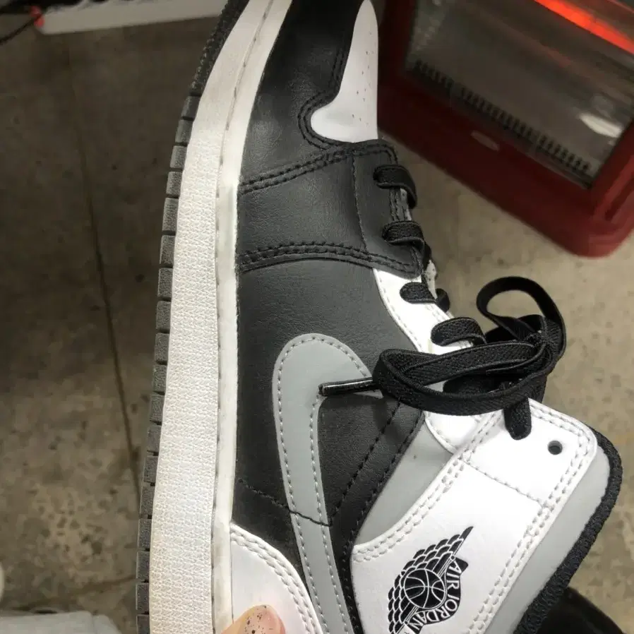 조던1 미드 화이트쉐도우 230/ Jordan 1 Mid