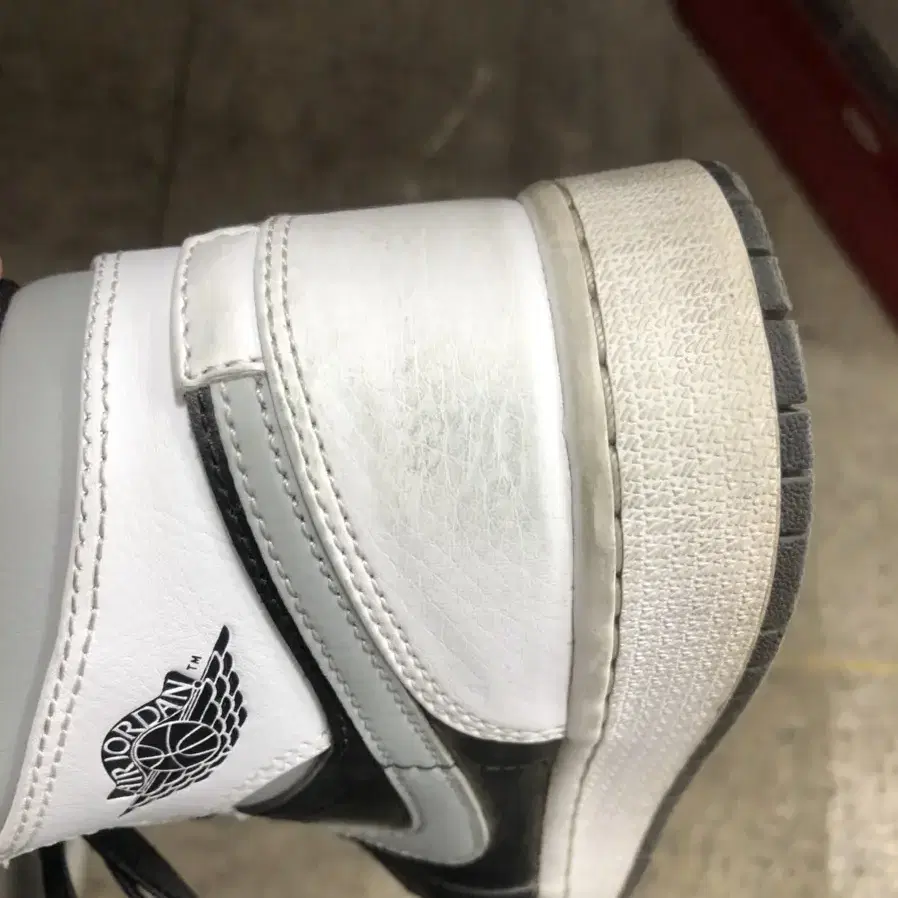 조던1 미드 화이트쉐도우 230/ Jordan 1 Mid