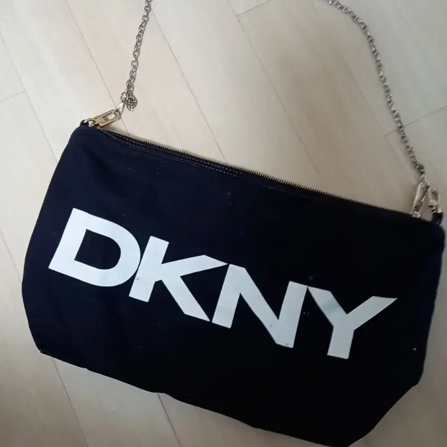 DKNY 가방