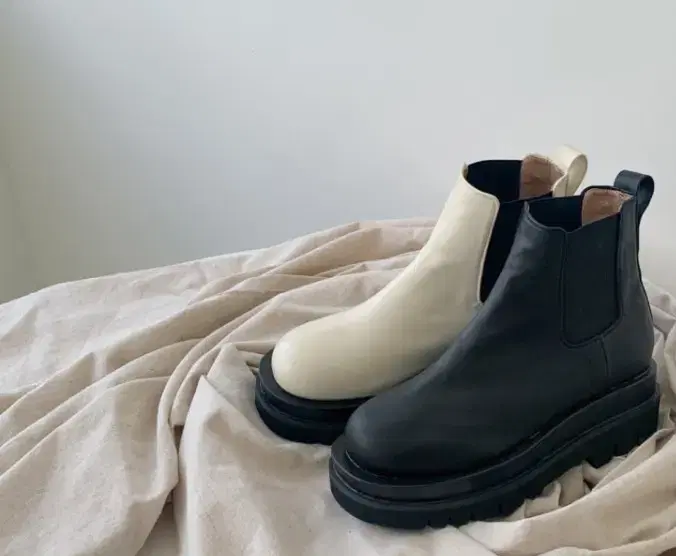 wide Chelsea boots