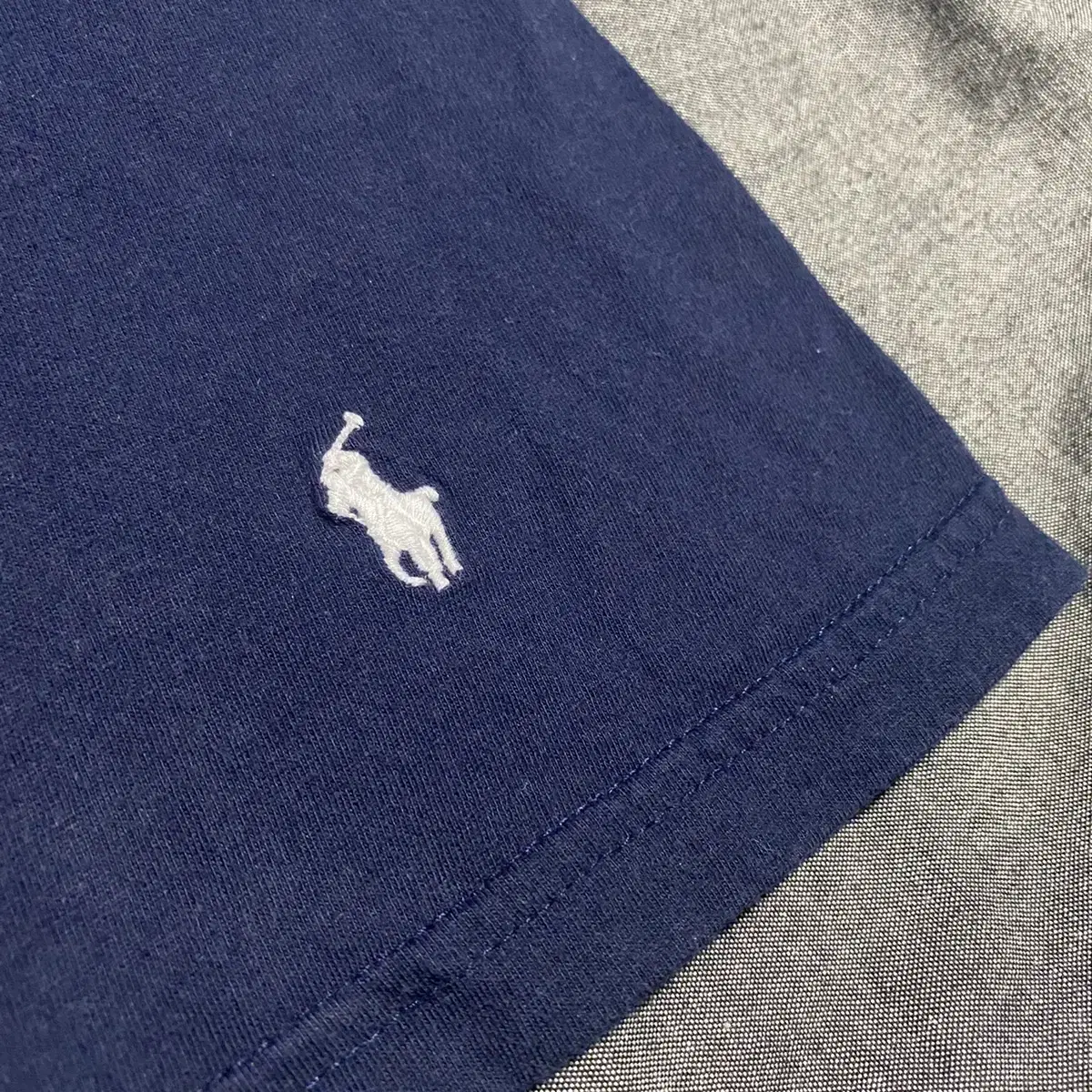 Polo Ralph Lauren V-Neck T shirts Sz XL