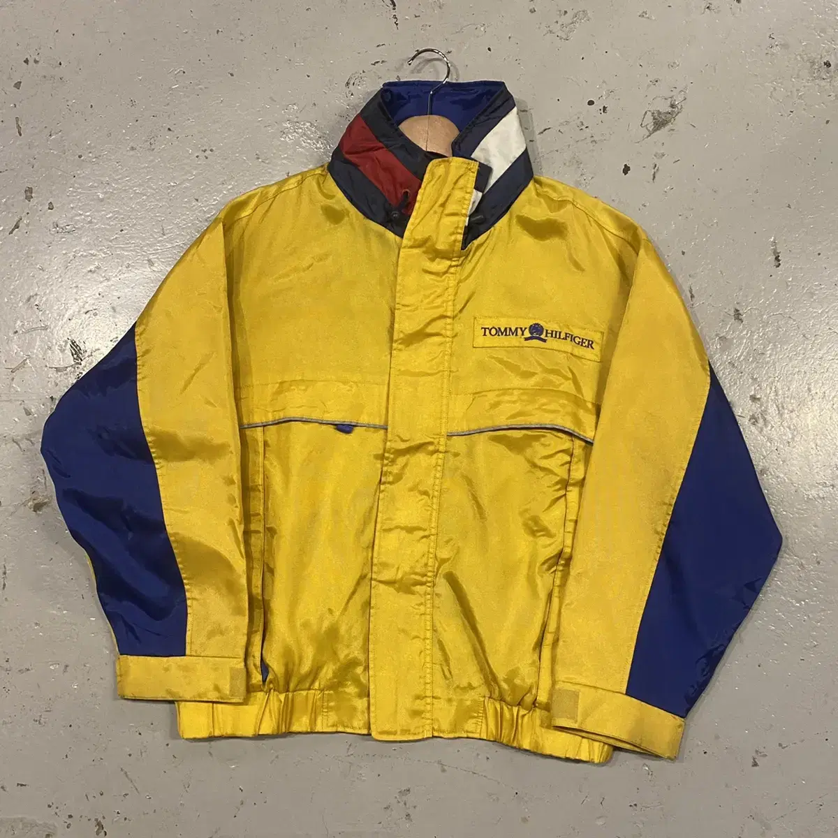 Tommy Hilfiger '90s Old School Windbreaker