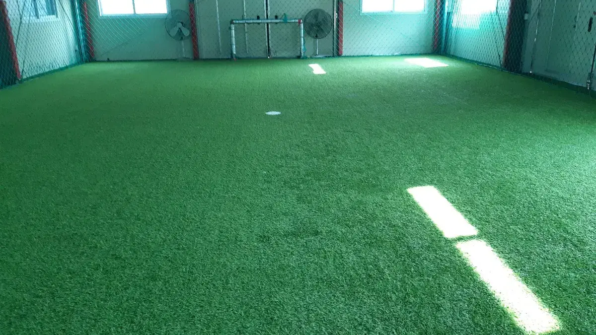 Artificial turf soccer field 010 3711 7487