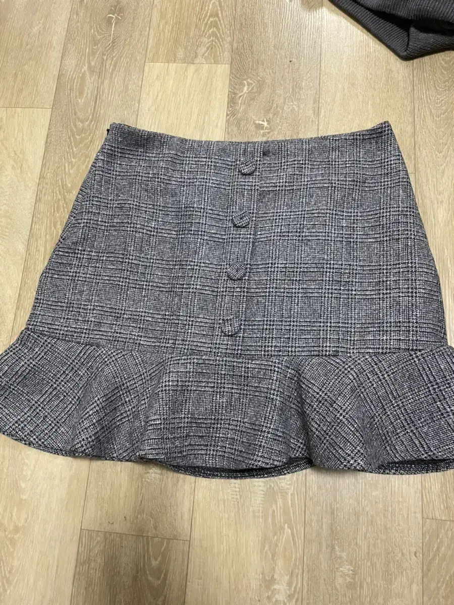 Bokashi Button Skirt