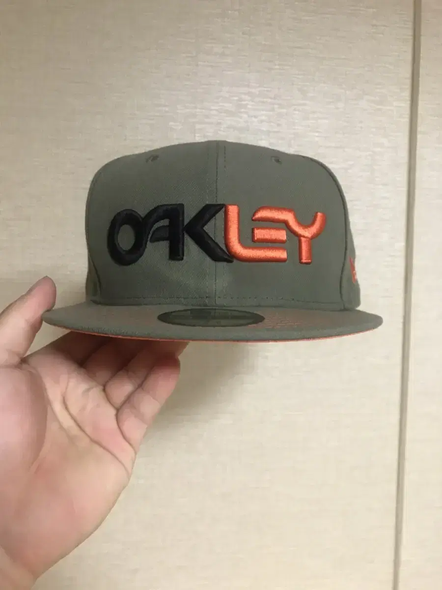 Oakley New Era Hat.