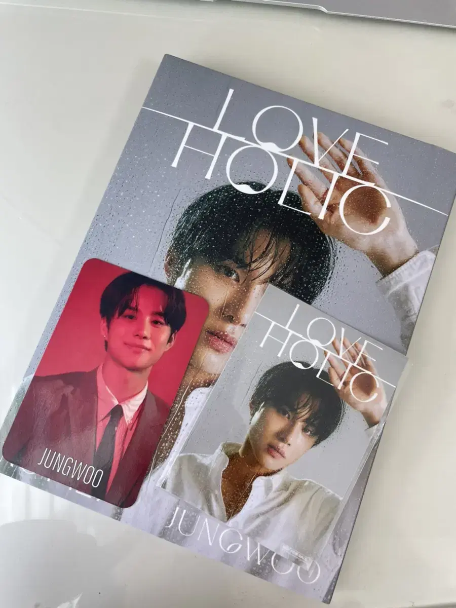 Jungwoo Loveholic