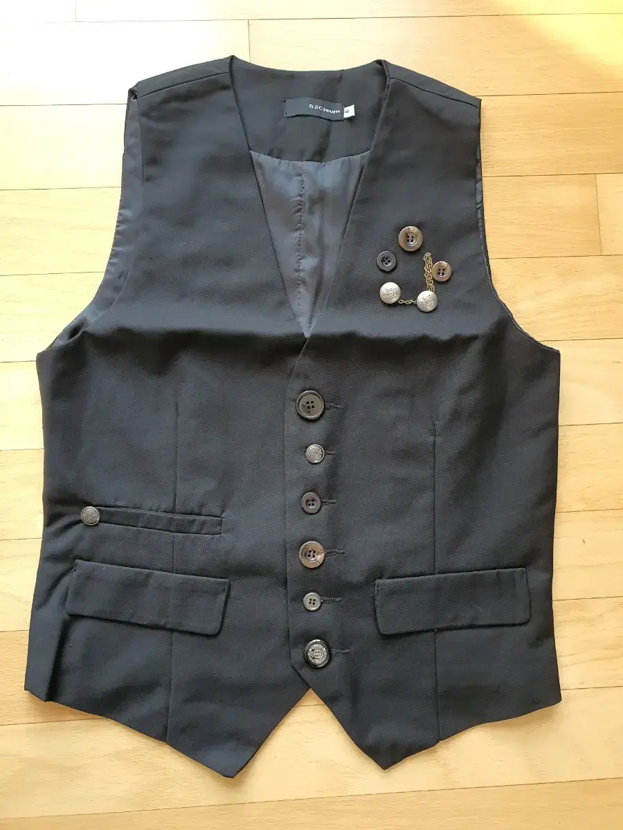 Black vest.size 48.black vest.black vest