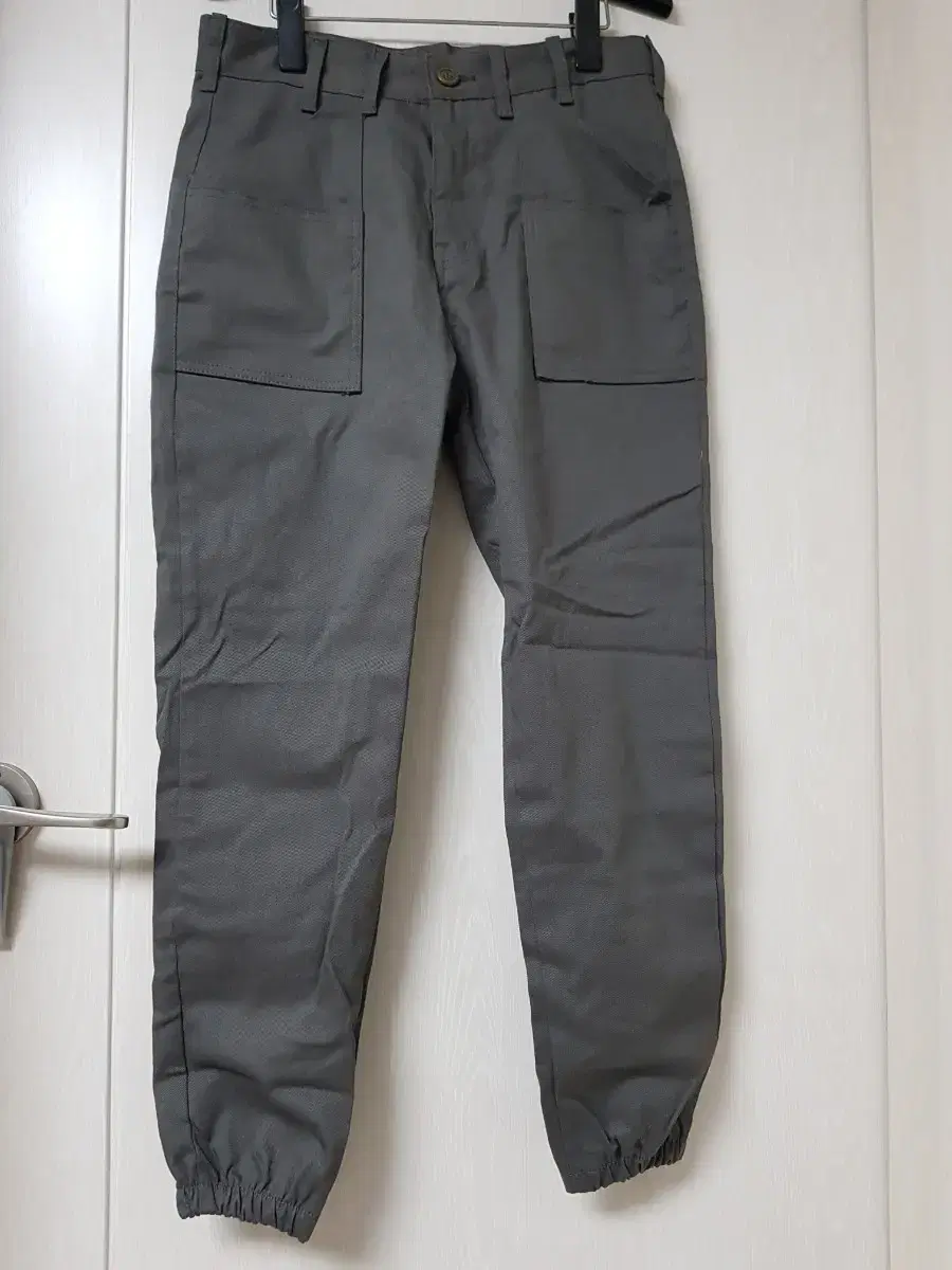 Men's Jogger Pants in Pepple