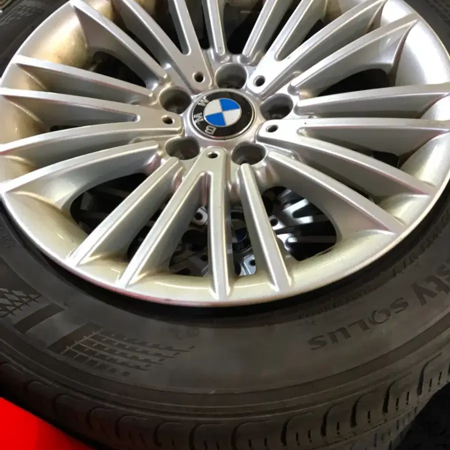 BMW 휠 한대분 팝니다.