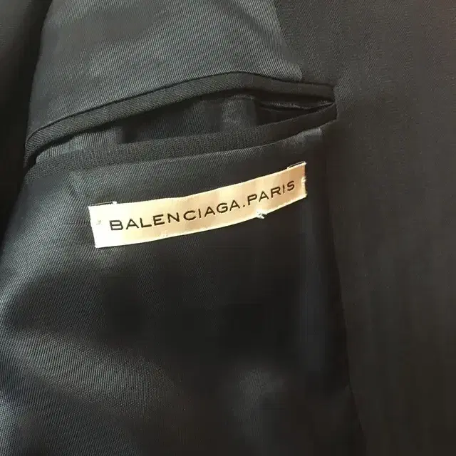 정품) 발렌시아가 Balenciaga 스모킹 블레이저