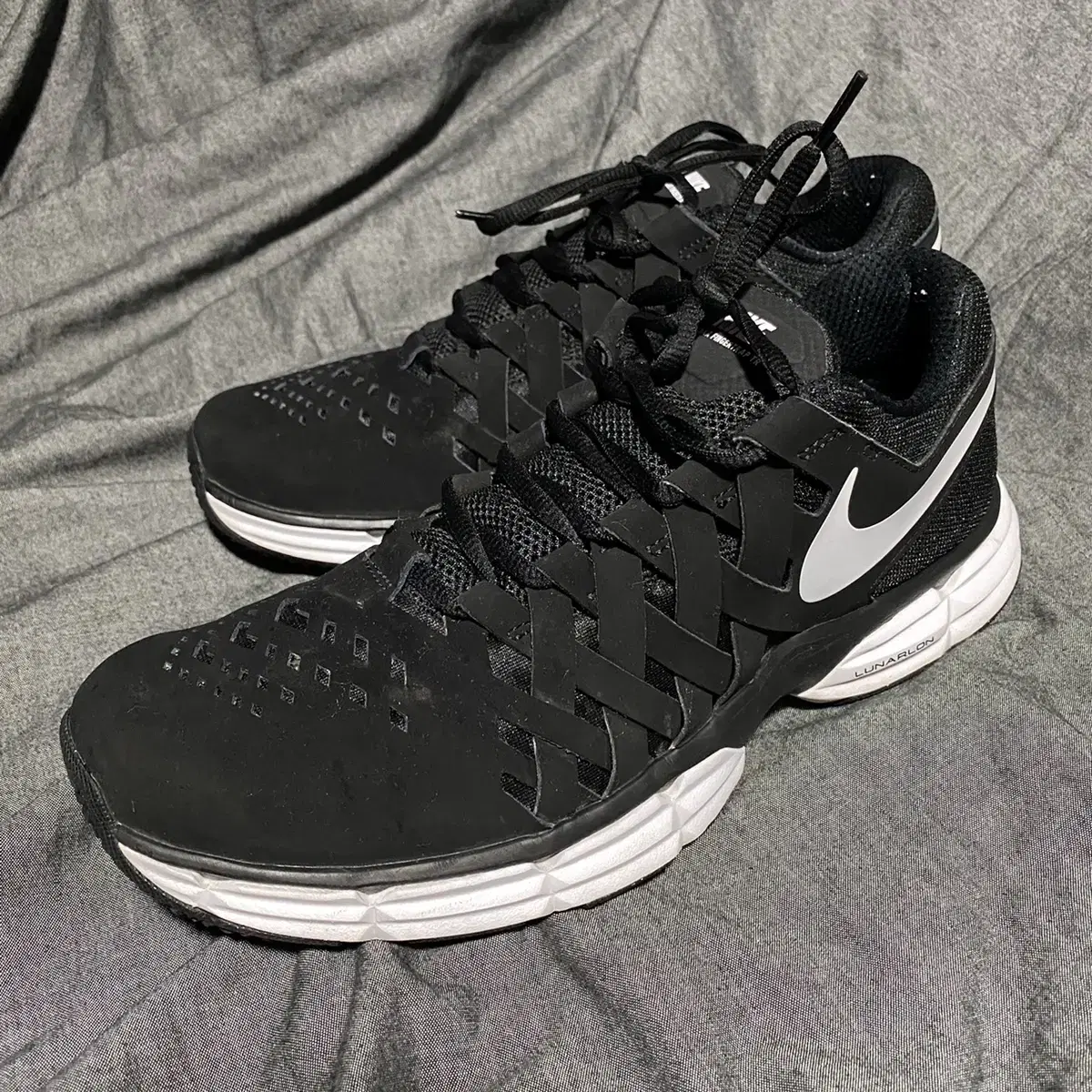 NIKE Lunarlon Fingertrap TR Sz 10(280)