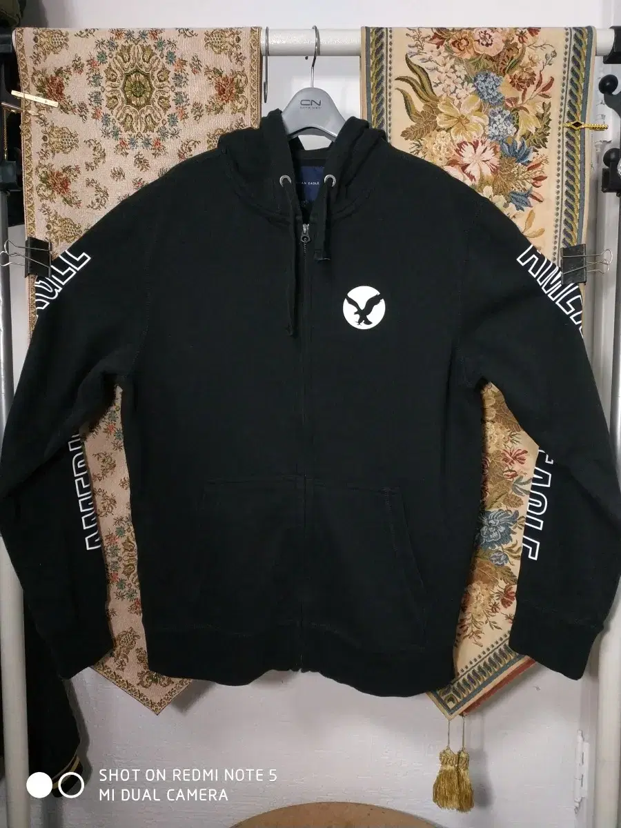 M American Eagle Hooded Zip Up StatusA