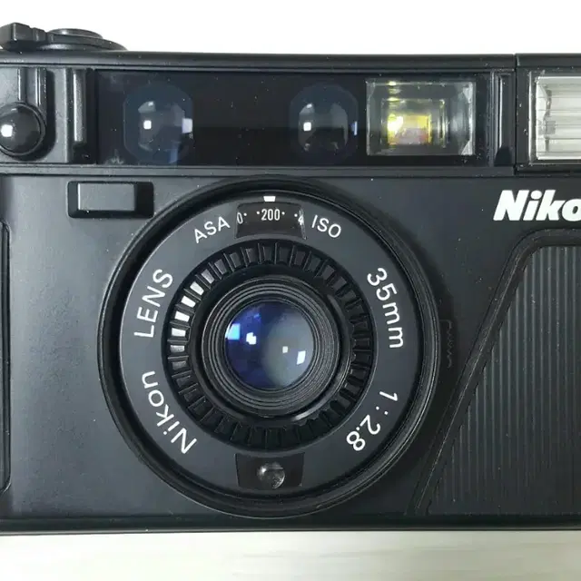 Nikon L35AD 자동필름카메라