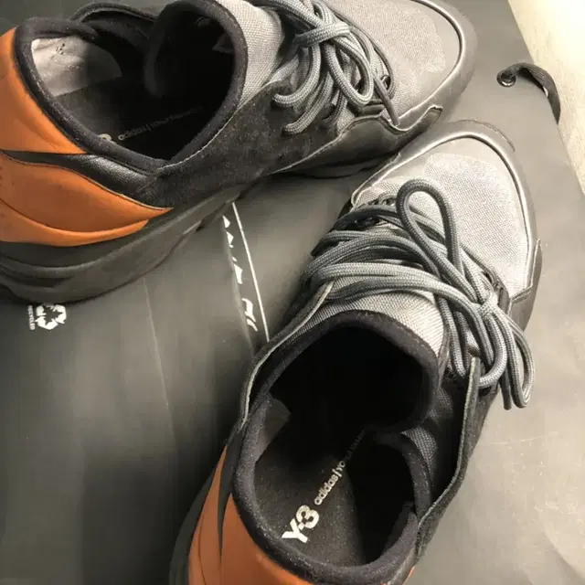 Y-3 스니커즈