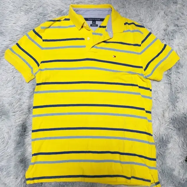 L Tommy Hilfiger Striped Karati