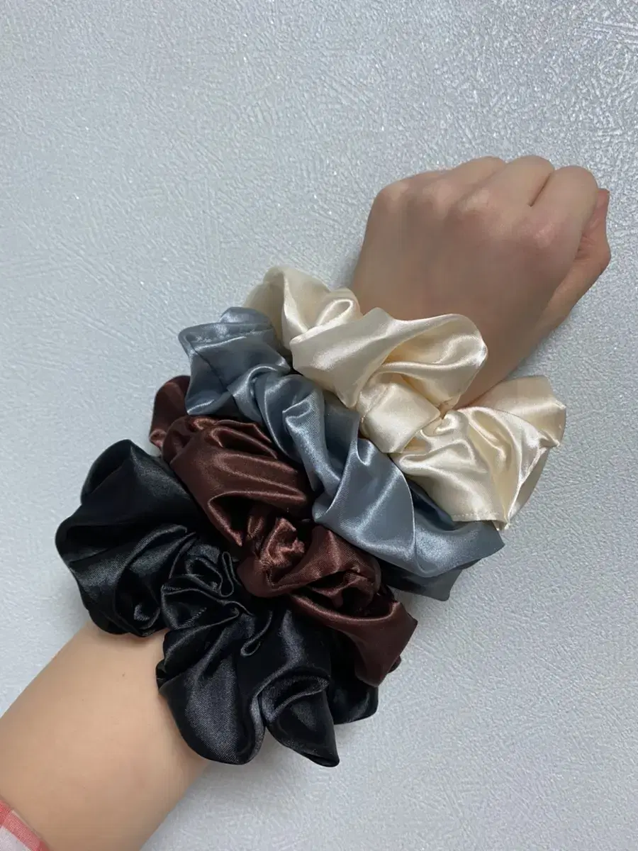 Big Size Luxury Silk Scrunchies