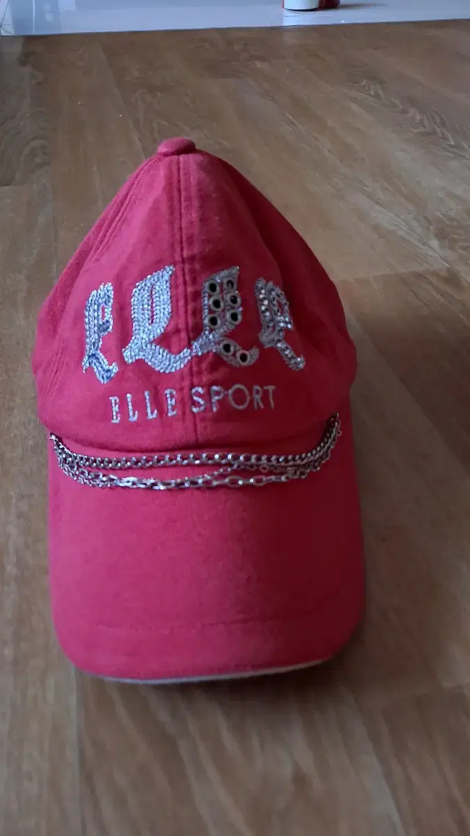 ELLE golf hat