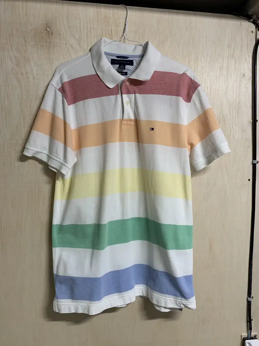 Tommy Hilfiger Kara Neck Casual Short Sleeve Tee L